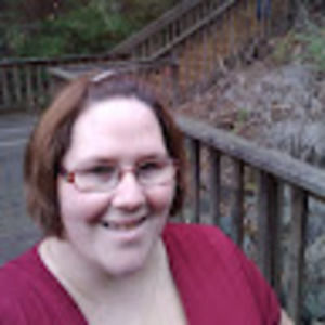 Meet your Posher, Lara